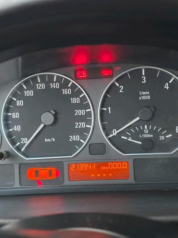 Second-hand BMW 320 150 CP (110 kW) 2005 Argintiu Break