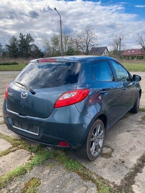 Second-hand Mazda 2 86 CP (63 kW) 2009 Berlinǎ