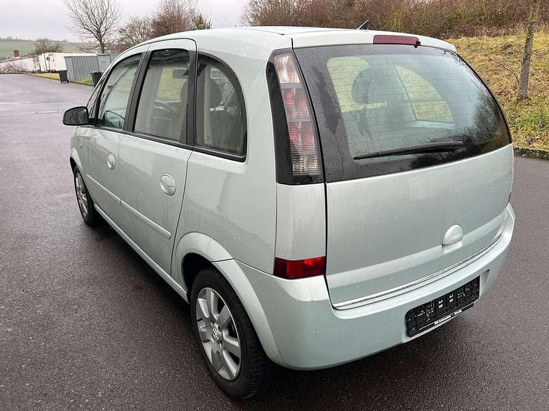 Gebraucht Opel Meriva Cosmo 105 PS (77 kW) 2009 Green spirit m2 Van / Kleinbus