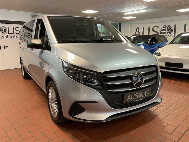 Gebraucht Mercedes Vito 190 PS (139 kW) 2025 Silber Van