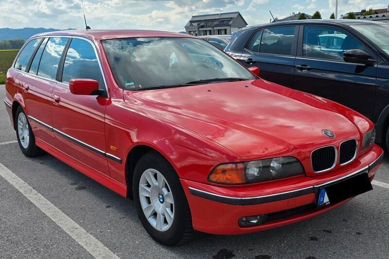 Rot Gebraucht 1999 BMW 520 Kombi | 2.950 € (Guter Preis) - Bild 1/4