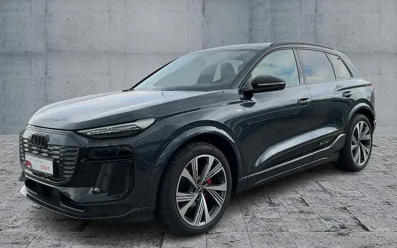 Gebraucht Audi Q6 e-tron S-Line 285 kW (388 PS) 2025 Manhattangrau metallic SUV