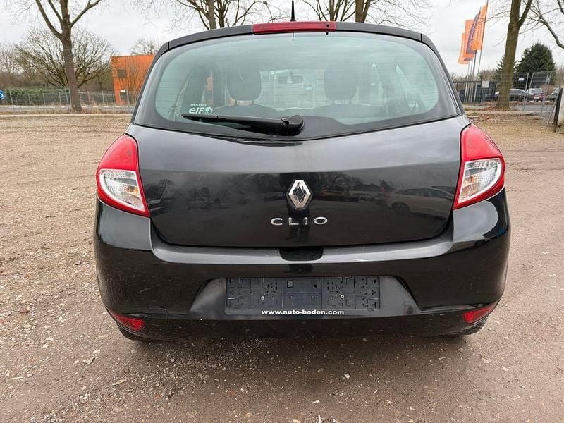 Gebraucht Renault Clio III Dynamique 75 PS (55 kW) 2011 Schwarz Kleinwagen