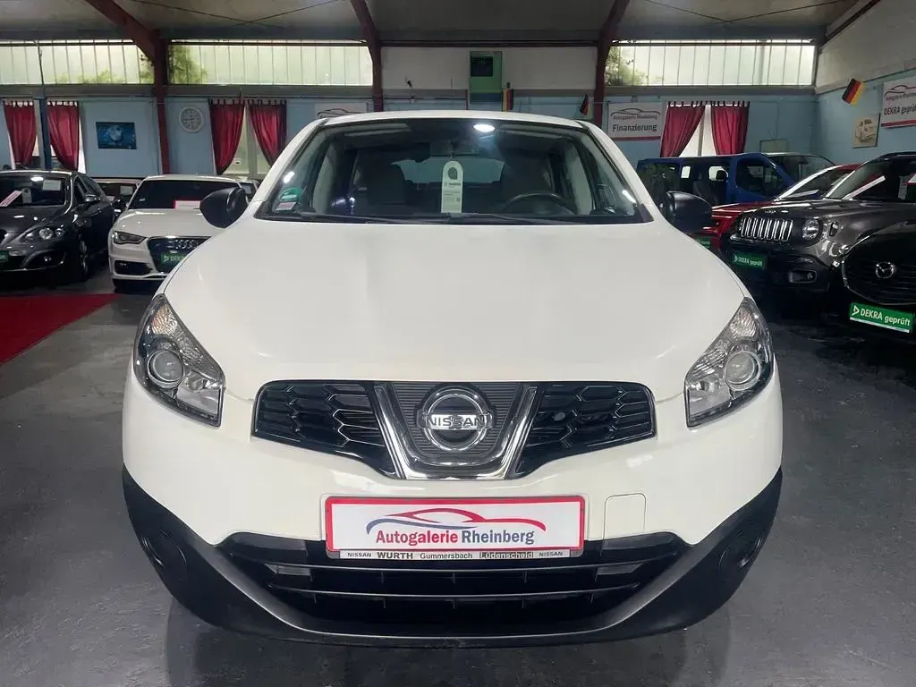 Gebraucht Nissan Qashqai 141 PS (103 kW) 2012 Weiß SUV