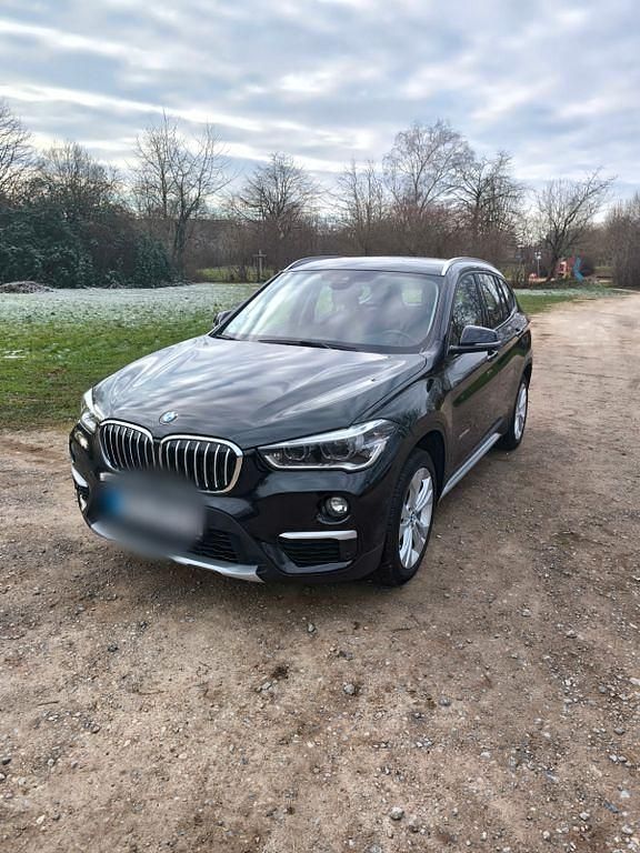 Schwarz Gebraucht 2016 BMW X1 xLine SUV | 19.700 € (Guter Preis) - Bild 1/4