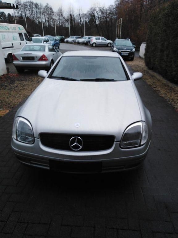 Grau Gebraucht 1997 Mercedes SLK200 Cabrio | 2.500 € (Superpreis) - Bild 1/4