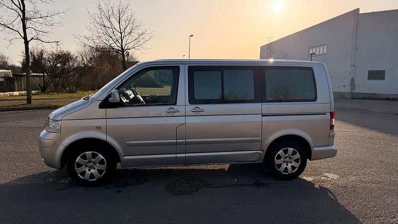 Usata VW T5 178 CV (130 kW) 2006 Argento Furgone