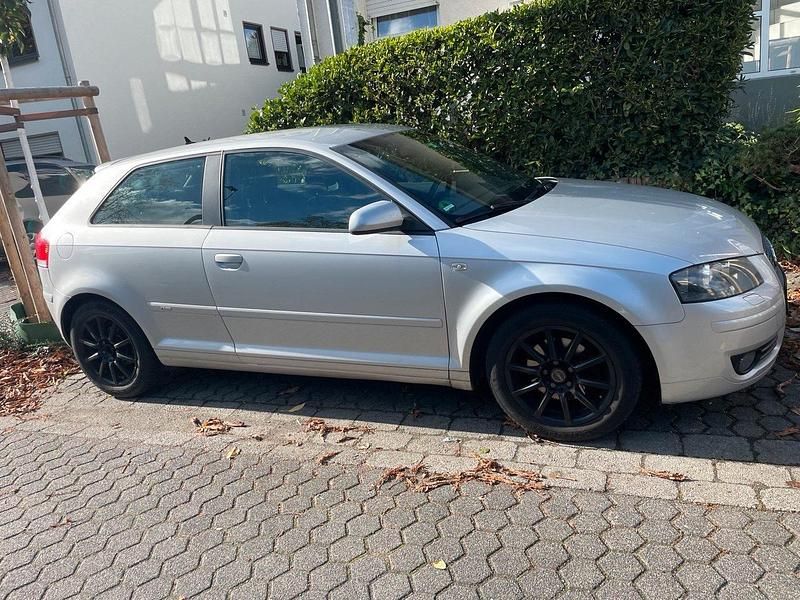 Silber Gebraucht 2007 Audi A3 S-Line Coupé | 2.800 € (Fairer Preis) - Bild 1/4