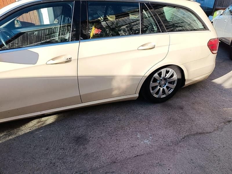 Gebraucht Mercedes E200 136 PS (100 kW) 2016 Kombi