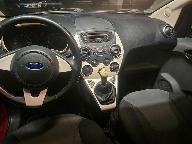 Gebraucht Ford Ka Titanium 69 PS (50 kW) 2009 Violet Kleinwagen