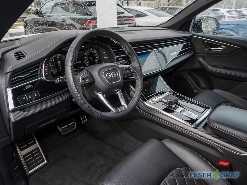 Gebraucht Audi Q8 Ambiente 286 PS (210 kW) 2024 Gletscherweiß metallic SUV