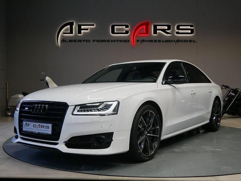Gebraucht Audi S8 plus Sport 605 PS (444 kW) 2018 Weiß Limousine
