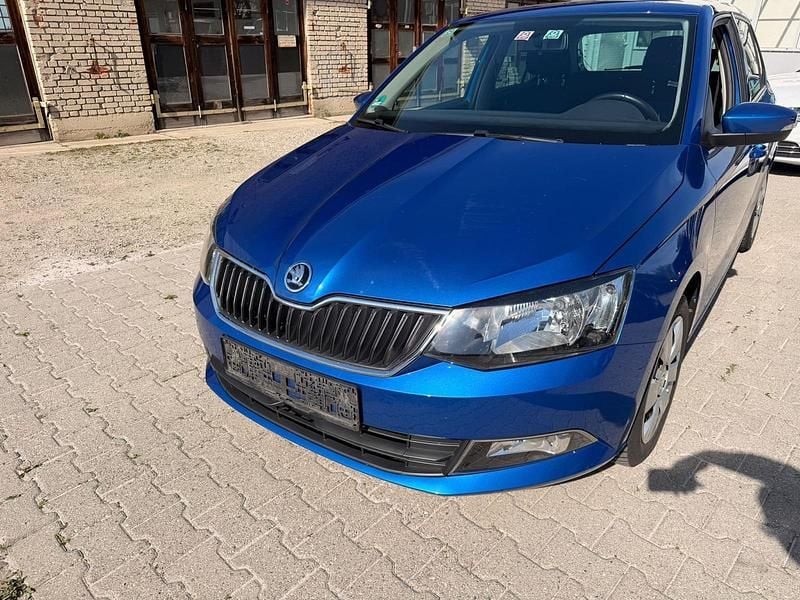 Second-hand Skoda Fabia 60 CP (44 kW) 2016 Albastru Hatchback