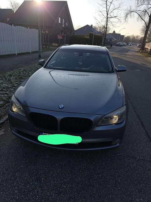 Second-hand BMW 730 245 CP (180 kW) 2011 Berlinǎ