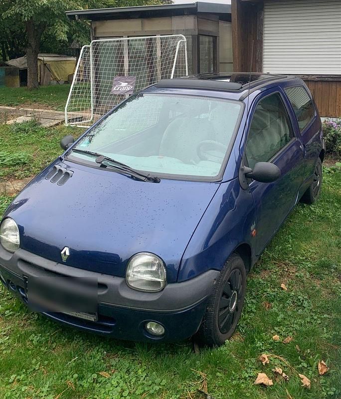 Blau Gebraucht 2000 Renault Twingo Kleinwagen | 1.150 € (Fairer Preis) - Bild 1/4