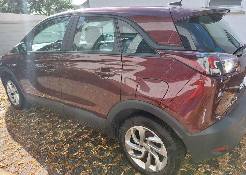 Gebraucht Opel Crossland Edition 110 PS (80 kW) 2017 Rot SUV