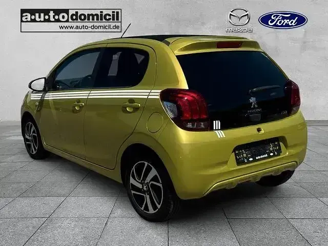 Gebraucht Peugeot 108 Top! Collection 72 PS (52 kW) 2020 Grün Cabrio