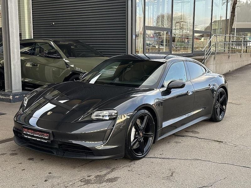 Grau Gebraucht 2021 Porsche Taycan 4S Performance Package Limousine | 64.990 € (Superpreis) - Bild 1/4