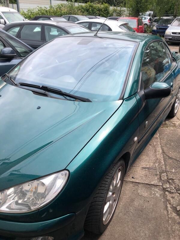 Grün Gebraucht 2003 Peugeot 206 CC Cabrio | 650 € (Guter Preis) - Bild 1/4