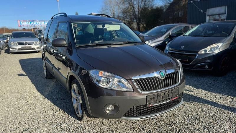 Gebraucht Skoda Roomster 105 PS (77 kW) 2011 Grau Van / Kleinbus