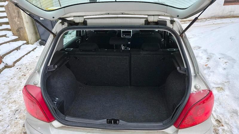 Gebraucht Peugeot 307 101 PS (74 kW) 2005 Grau Limousine