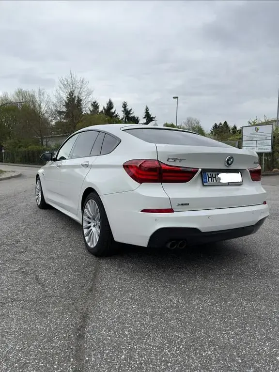Gebraucht BMW 530 M Sport 258 PS (189 kW) 2016 Weiß Limousine