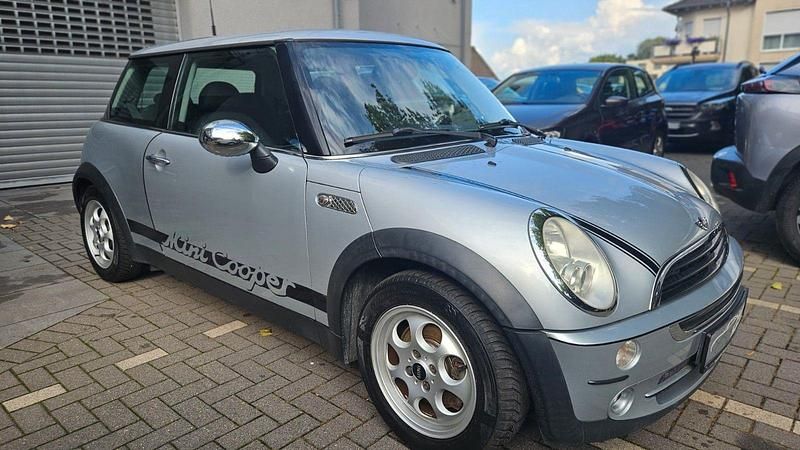 Gebraucht Mini ONE 90 PS (66 kW) 2004 Silber Kleinwagen