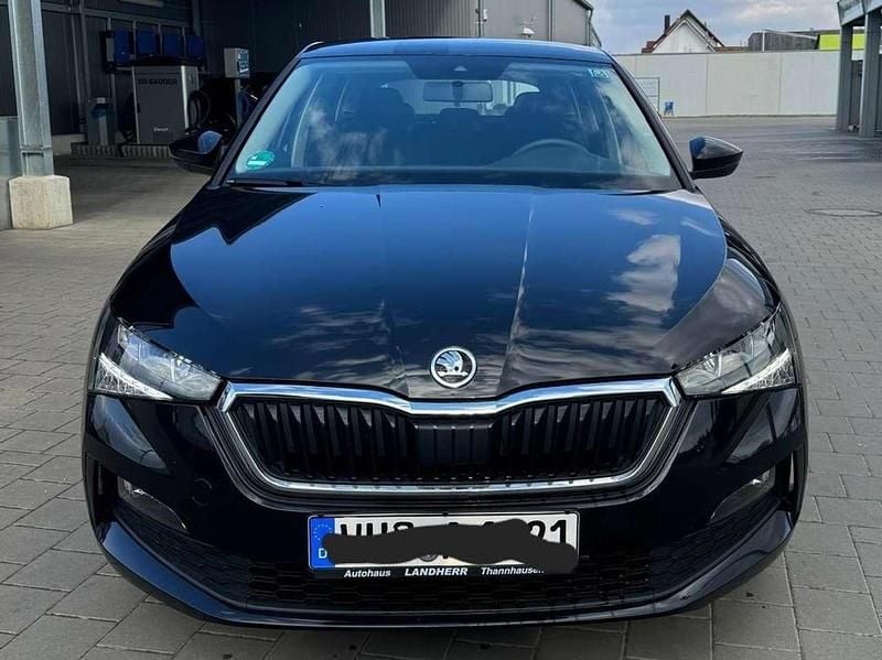 Gebraucht Skoda Scala Active 95 PS (69 kW) 2020 Schwarzmagic perleffekt Kleinwagen