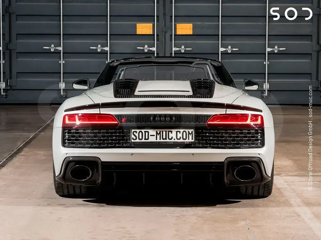 Używany Audi R8 Spyder Performance 620 KM (456 kW) 2024 Srebrny Kabriolet