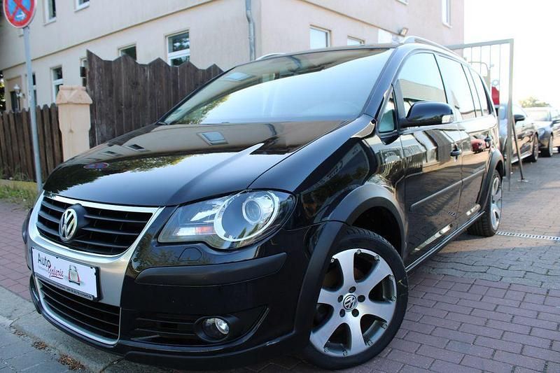 Schwarz Gebraucht 2007 VW Touran Cross Van / Kleinbus | 4.999 € (Fairer Preis) - Bild 1/4