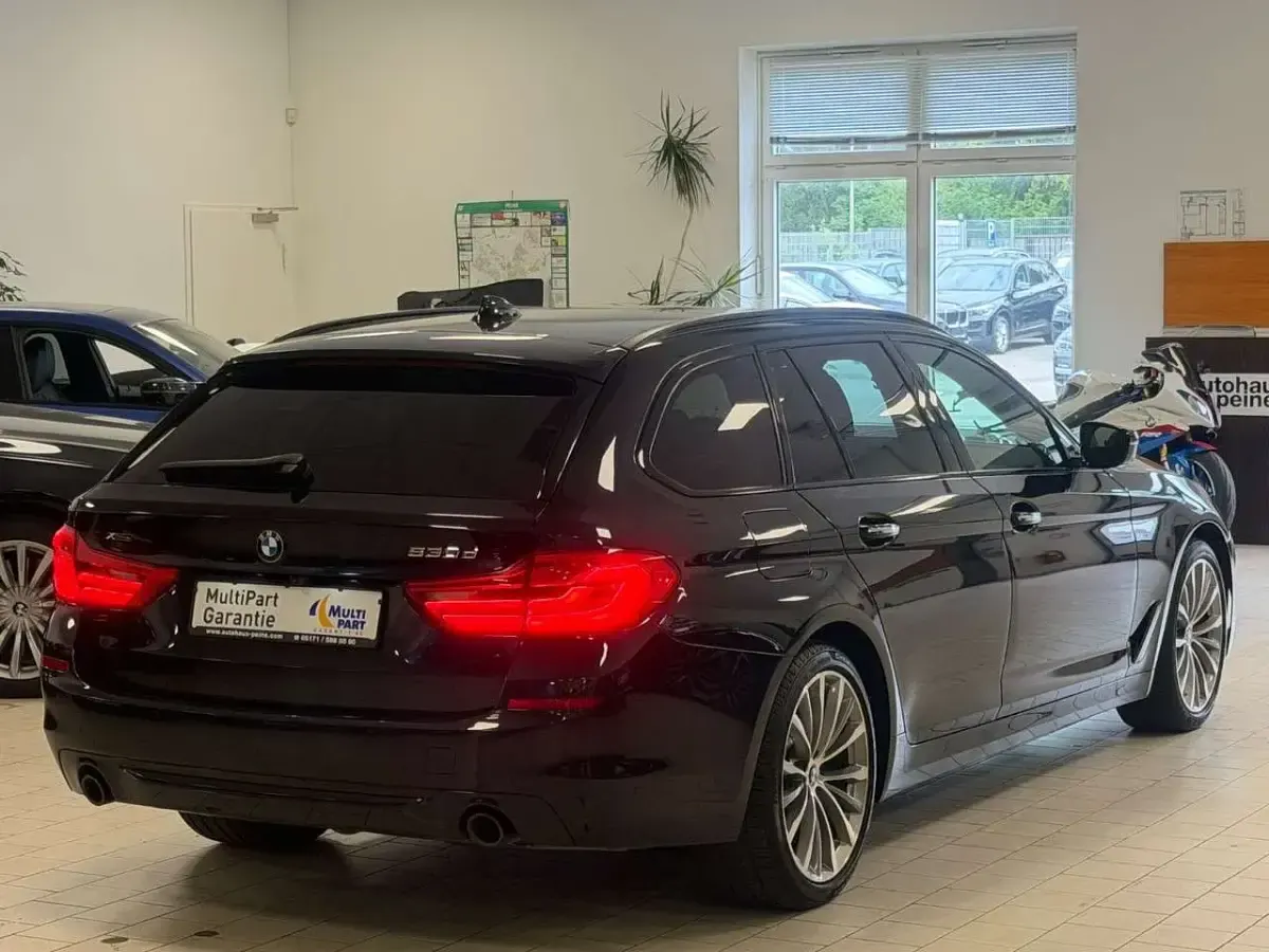 Gebraucht BMW 530 Performance 265 PS (194 kW) 2017 Schwarz Limousine