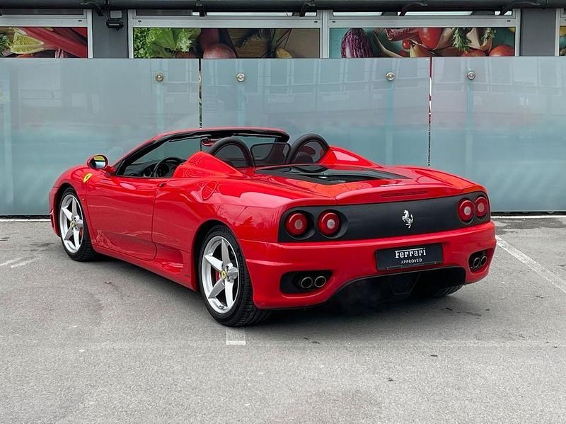 Gebraucht Ferrari 360 400 PS (294 kW) 2002 Rot Cabrio