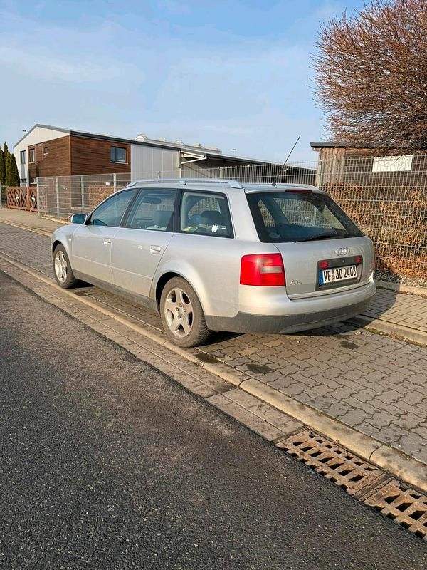 Gebraucht Audi A6 193 PS (141 kW) 2000 Grau Kombi