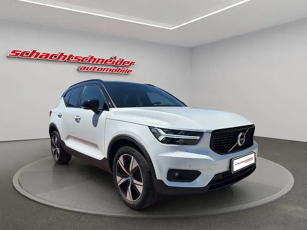 Gebraucht Volvo XC40 R-Design 211 PS (155 kW) 2022 Weiß SUV