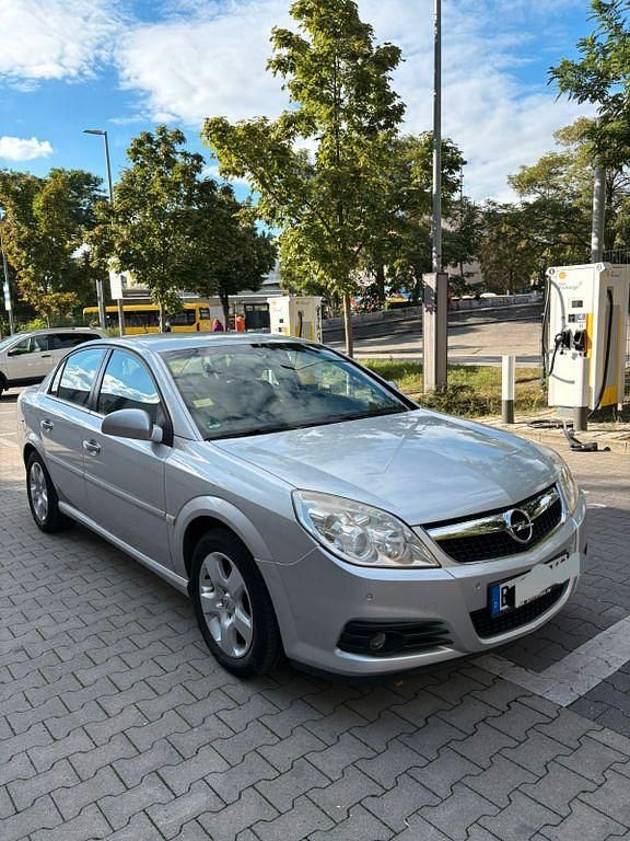 Silber Gebraucht 2005 Opel Vectra Limousine | 4.150 € (Teuer) - Bild 1/4