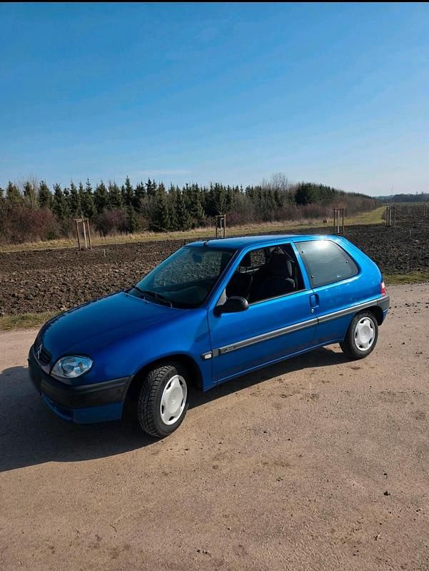 Gebraucht Citroën Saxo 60 PS (44 kW) 2001 Blau Kleinwagen