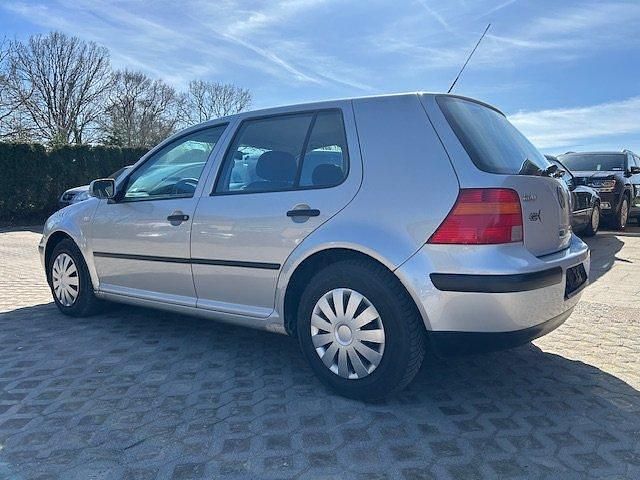 Gebraucht VW Golf IV 75 PS (55 kW) 2000 Silber Limousine