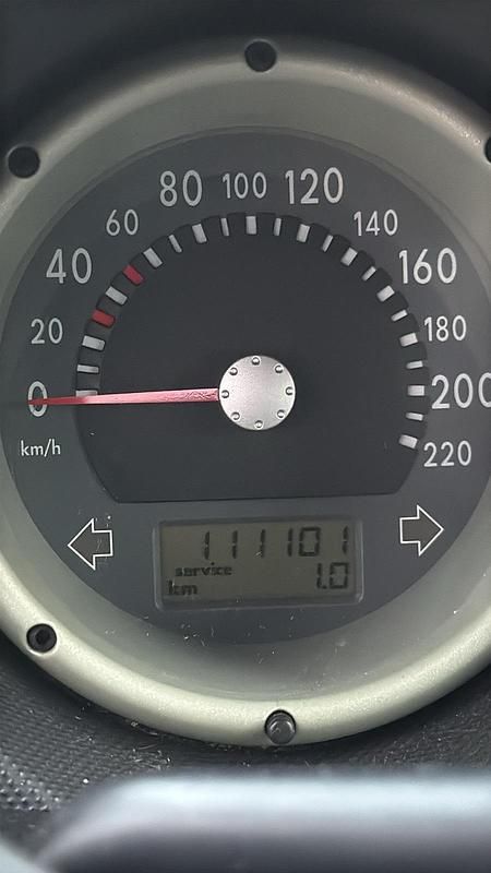 Gebraucht VW Lupo 60 PS (44 kW) 2004 Schwarz Kleinwagen