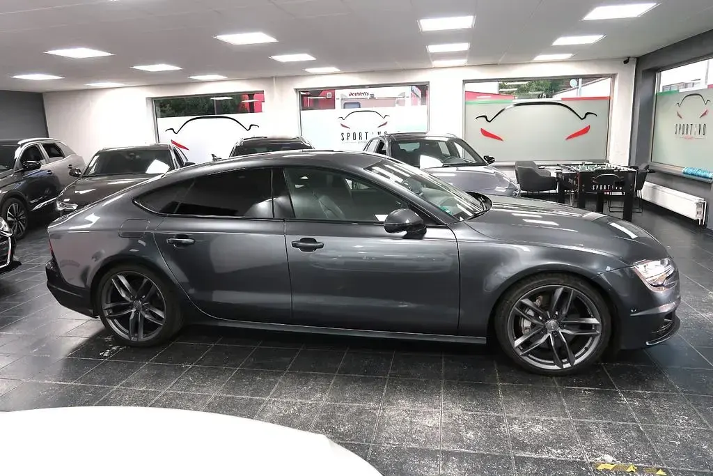 Gebraucht Audi A7 Sportback Ambiente 320 PS (235 kW) 2015 Grau Kleinwagen