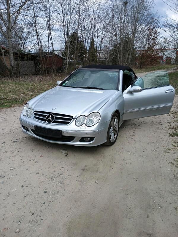Silber Gebraucht 2016 Mercedes 320 Cabrio | 4.500 € - Bild 1/4