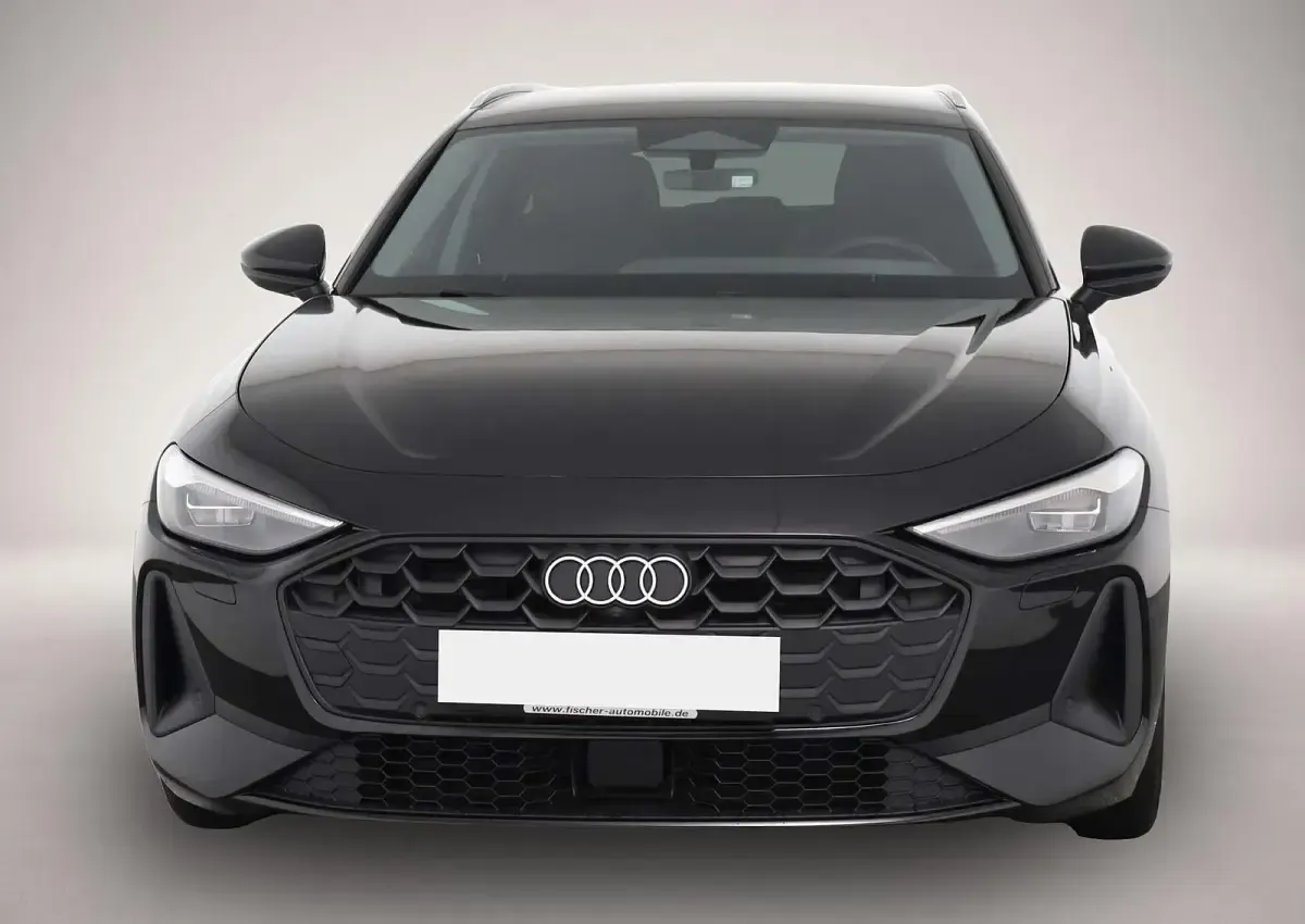 Gebraucht Audi A5 Ambiente 204 PS (150 kW) 2025 Manufacturer Kombi
