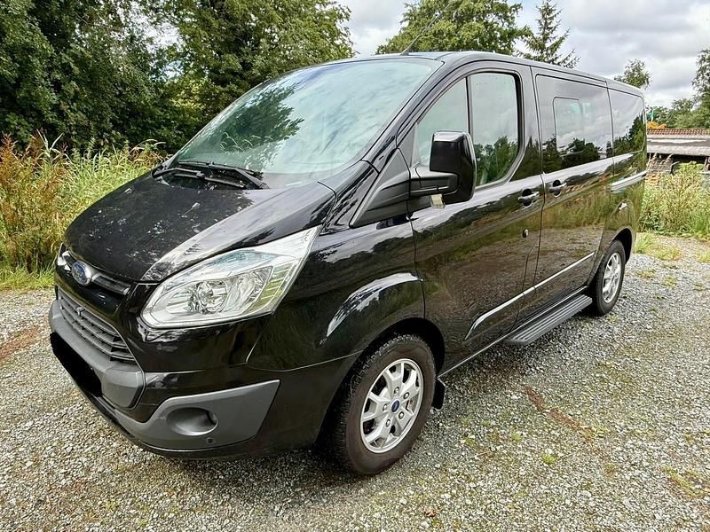 Schwarz Gebraucht 2015 Ford Tourneo Custom Van | 11.990 € (Fairer Preis) - Bild 1/4