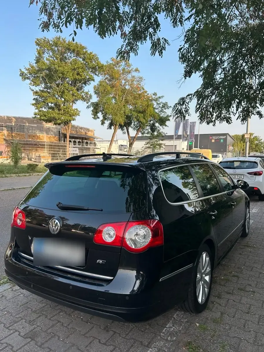 Gebraucht VW Passat R-line 140 PS (102 kW) 2010 Schwarz Kombi