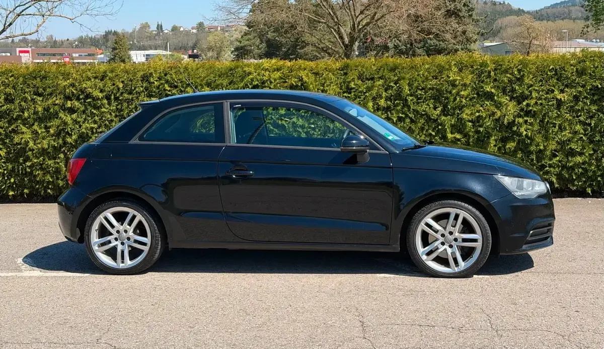 Occasion Audi A1 105 ch (77 kW) 2011 Noir Citadine