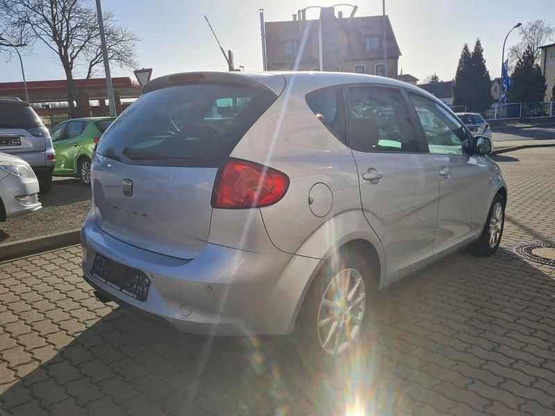 Gebraucht Seat Altea Copa 125 PS (91 kW) 2011 Silber Limousine