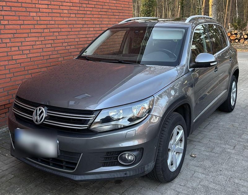 Gebraucht VW Tiguan 140 PS (102 kW) 2012 Grau SUV