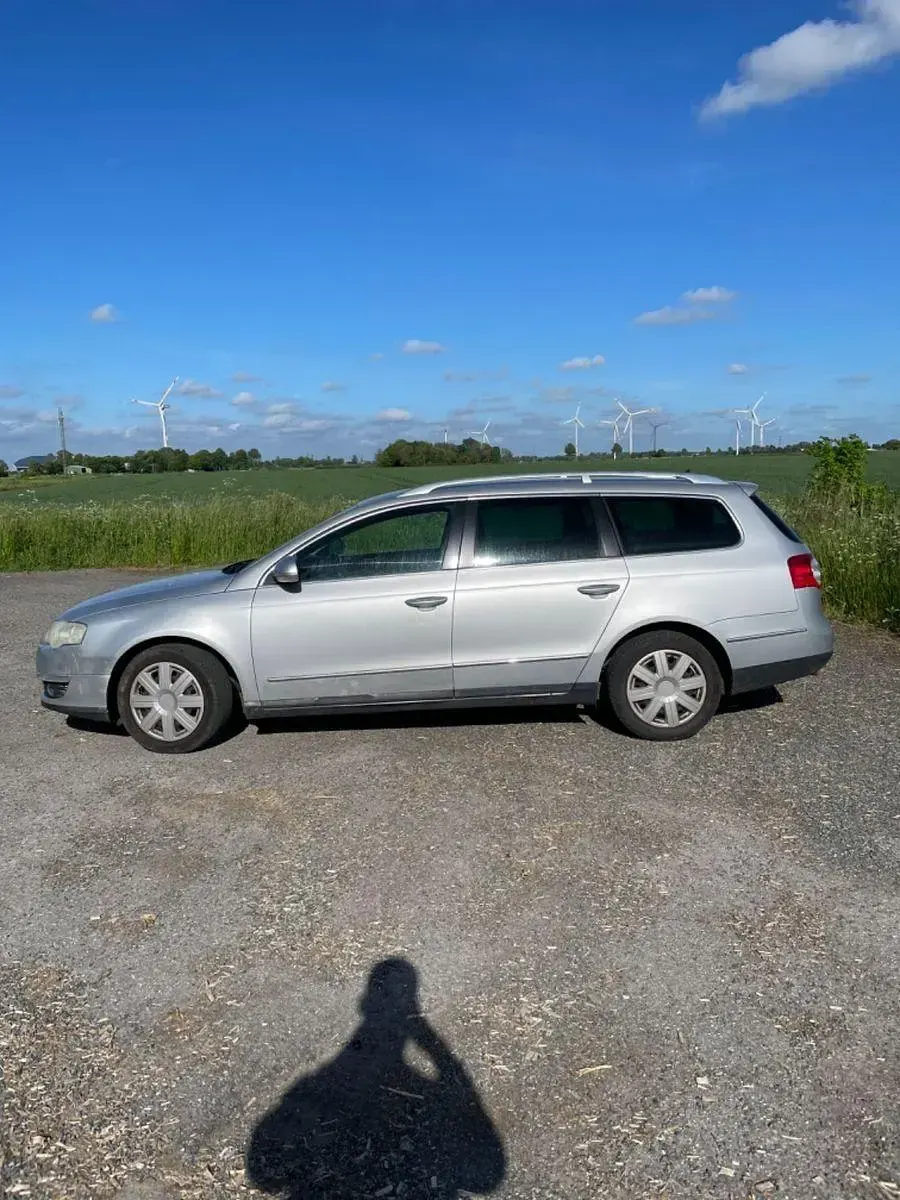 Gebraucht VW Passat 140 PS (102 kW) 2006 Silber Kombi