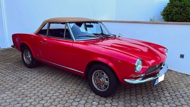 Rot Gebraucht 1973 Fiat 124 Cabrio | 22.500 € - Bild 1/4