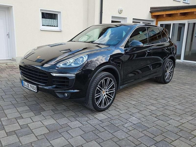 Second-hand Porsche Cayenne 262 CP (192 kW) 2016 Negru SUV
