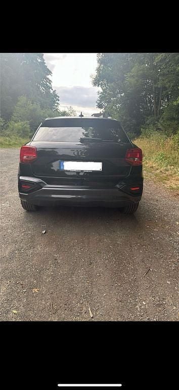 Gebraucht Audi Q2 Advanced 150 PS (110 kW) 2022 Schwarz SUV